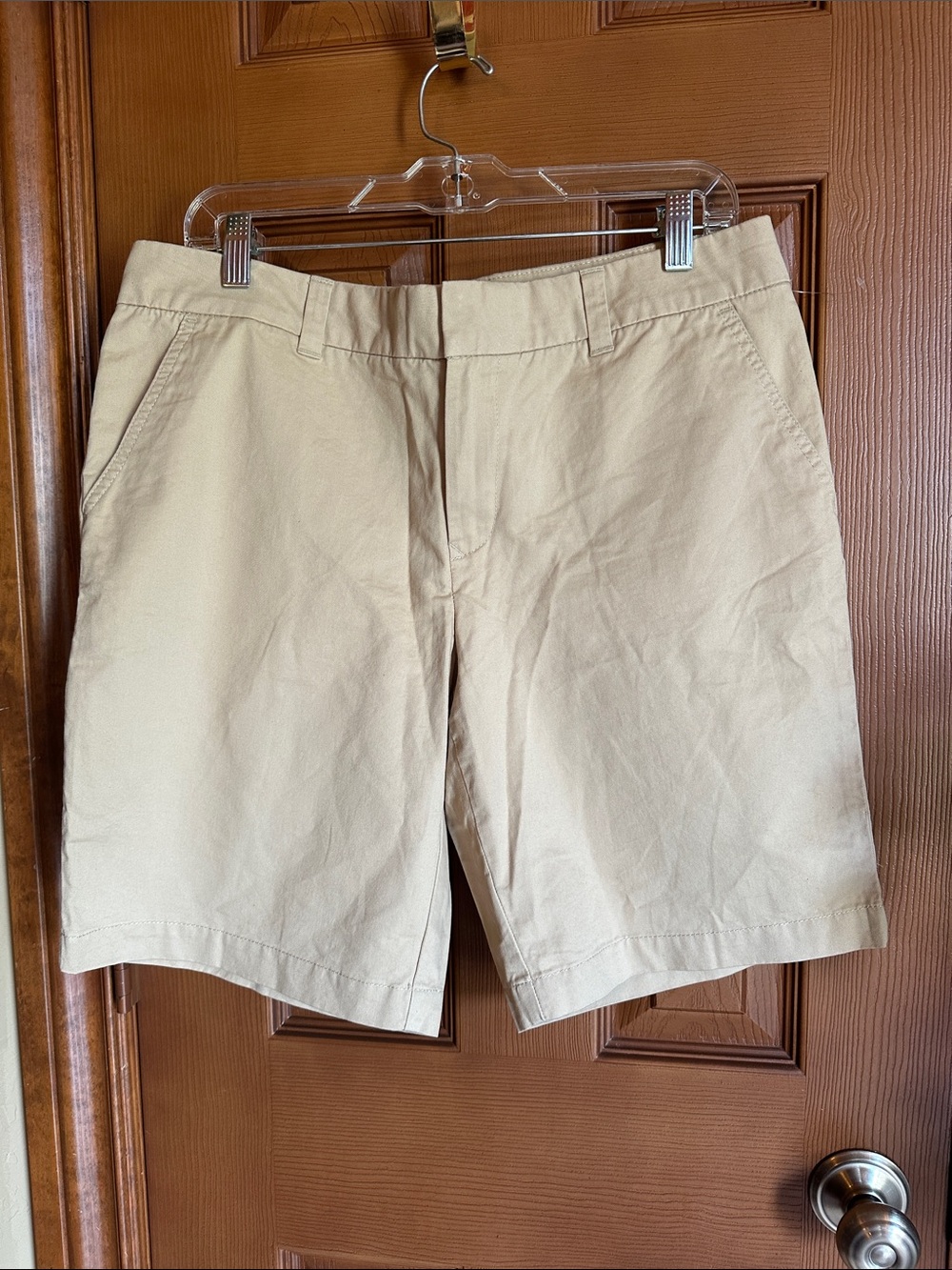 Tommy Hilfiger NWT Classic Women's Khaki Shorts, size 12